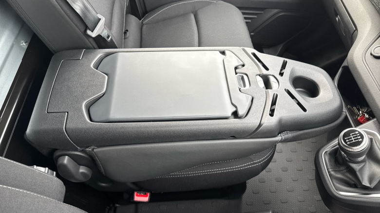 Renault Trafic Swb Diesel SL30 Blue dCi 150 Extra [Safety] Van